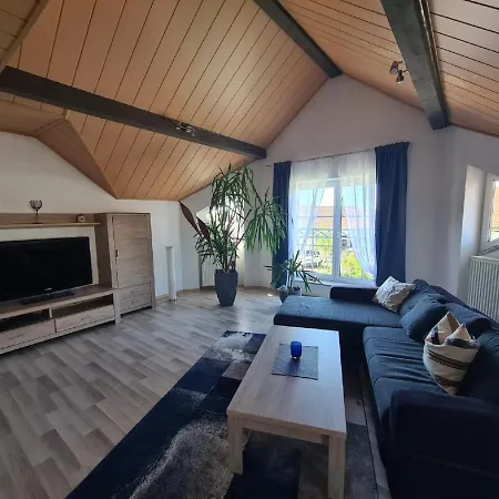 Διαμέρισμα Toni Mit Balkon Und Garten Pemfling